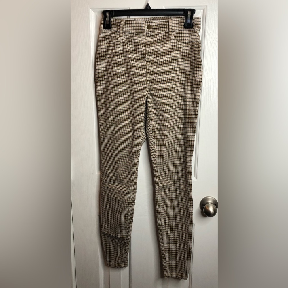 Time & Tru Pants